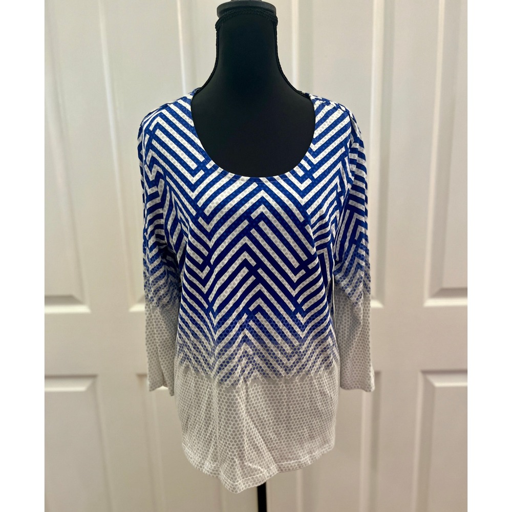 Chico's Top Women Size 2 Blue Excellent Geometric Ombre 3/4 Sleeve Scoop Neck